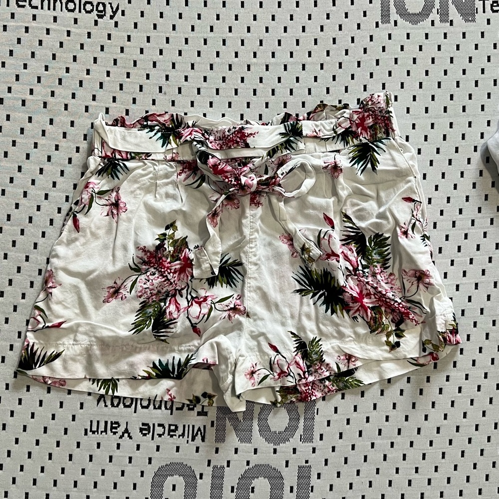 A’gaci Floral Flowy Shorts